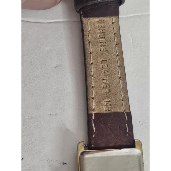 Pulsar Gold and Brown Women's Watch - Picture 11 of 15